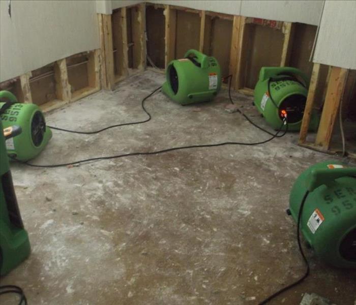 Flood cuts and drying equipment.